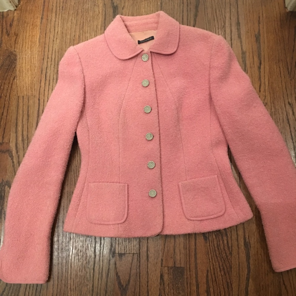 Tahari pink boucle jacket size 6